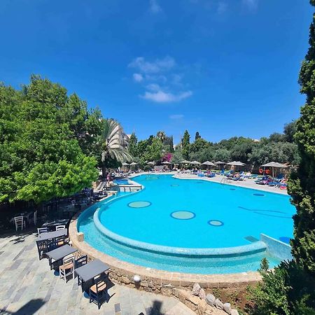 Basilica Holiday Resort Paphos Bagian luar foto